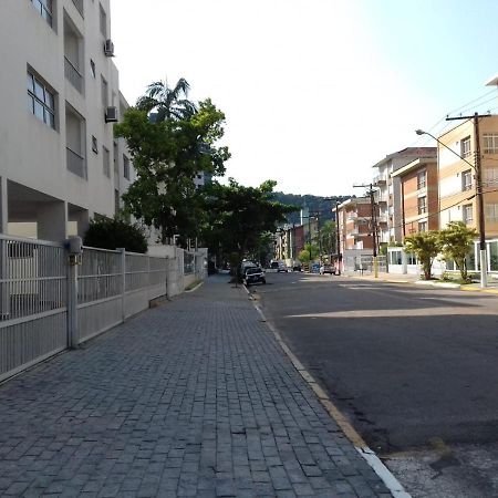 A 250M Da Praia Da Enseada Guaruja Bagian luar foto